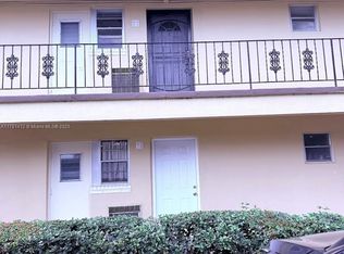 2800 NE 203rd St APT 22, Aventura, FL 33180