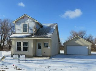 2420 S 19th St, Council Bluffs, IA 51501