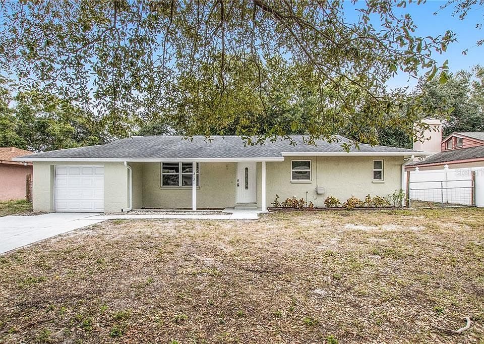 1st image of 2121 Poinciana Ter