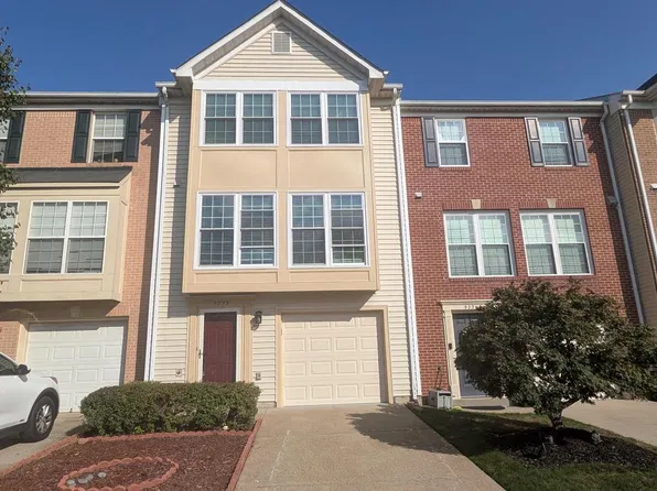 9233 Jessica Dr, Manassas Park, VA 20111