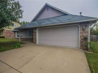2901 W Easy St, Rogers, AR 72756