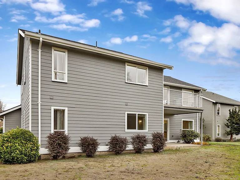 521 Main Pl — Photo 28