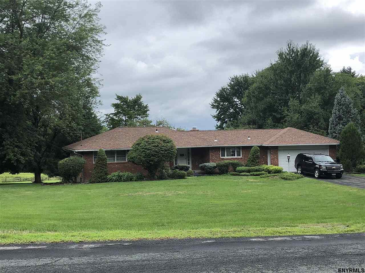 206 Forts Ferry Rd, Latham, NY 12110 Zillow