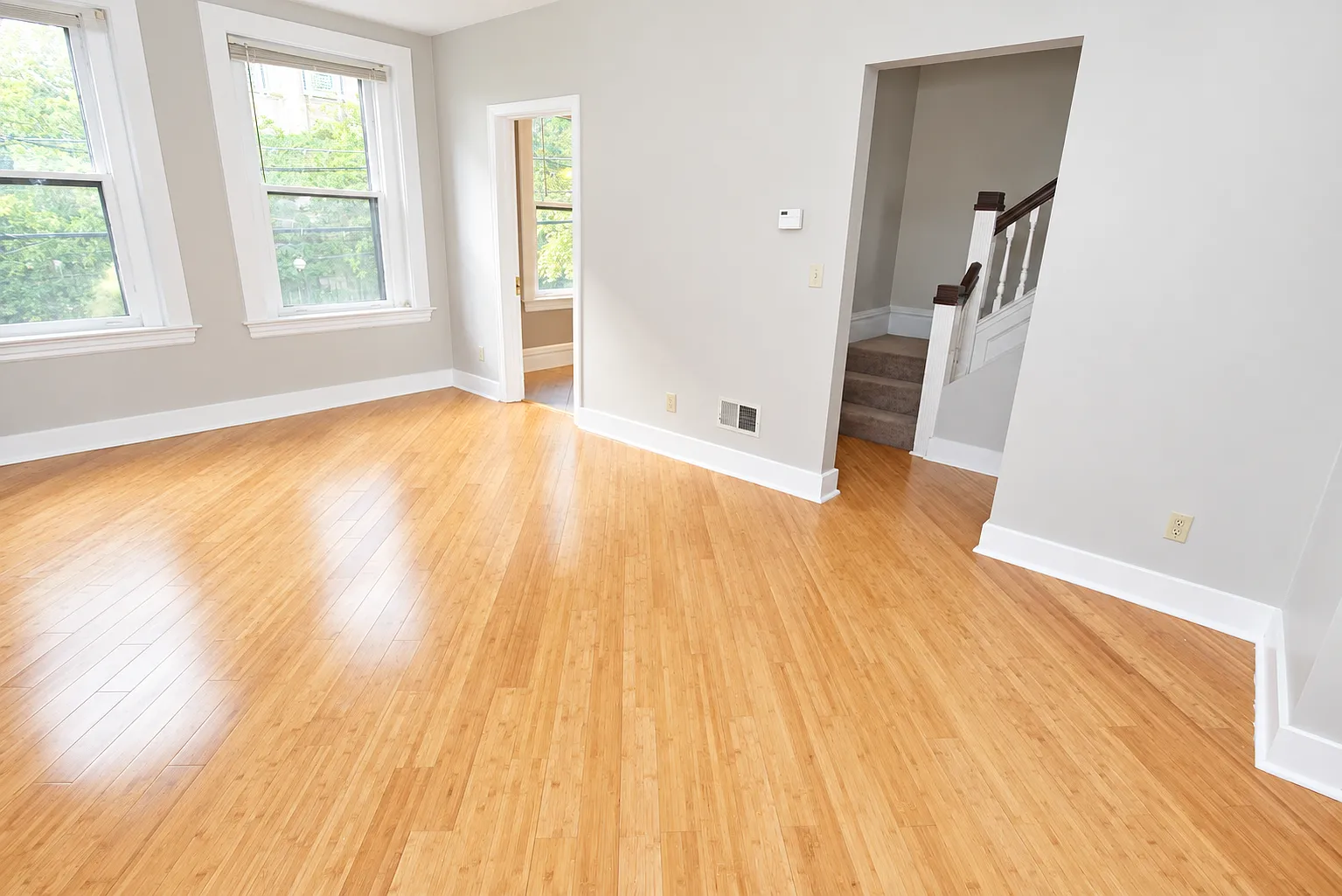 3 bed, 1.5 bath, 850 sqft, $2,839 — Photo 4