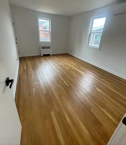 2346 Wallace Ave #2 Photo 1