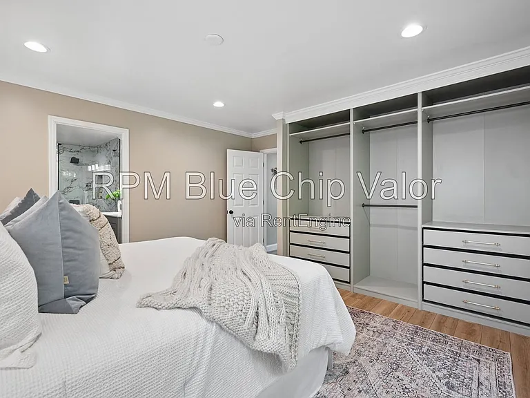 3395 Ault View Ave — Photo 16