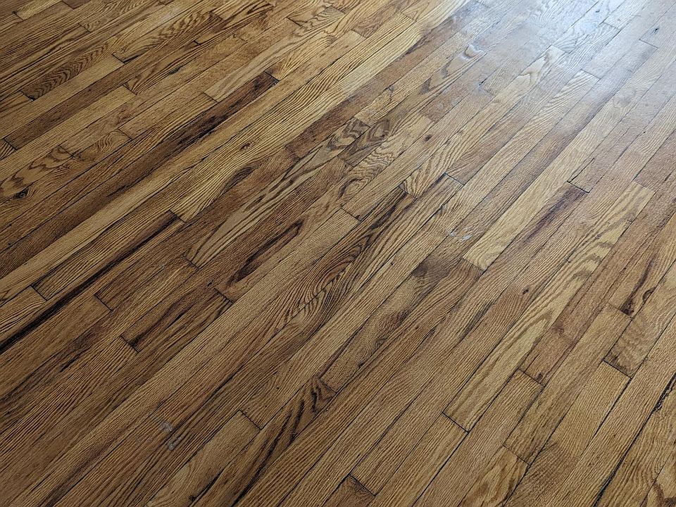 Real hardwood floors, good to lay your toes on