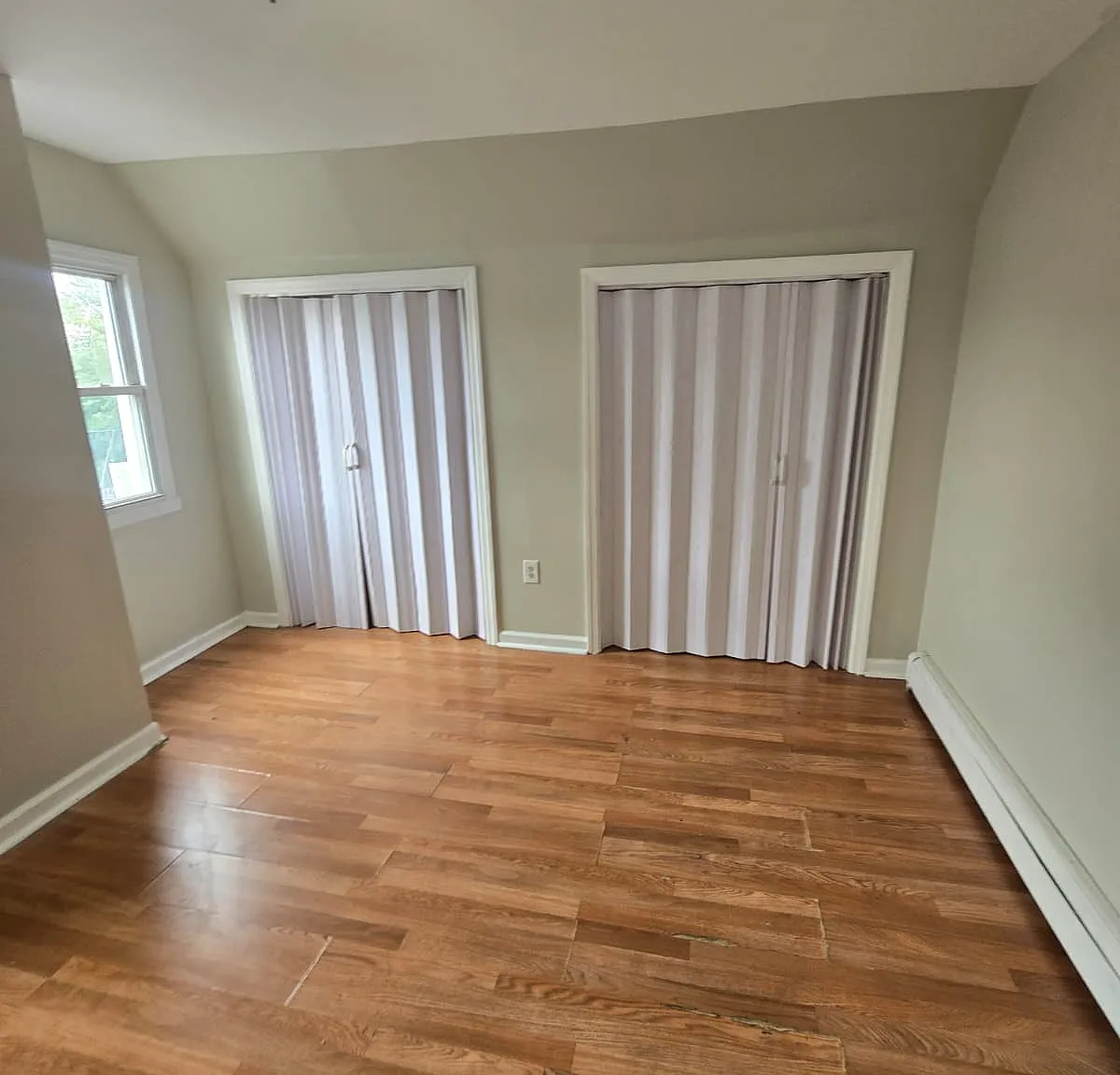 5 bed, $2,850 — Photo 3