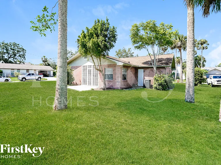 1337 Mardrake Rd — Photo 15
