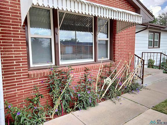 4th image of 212 Sandia Dr