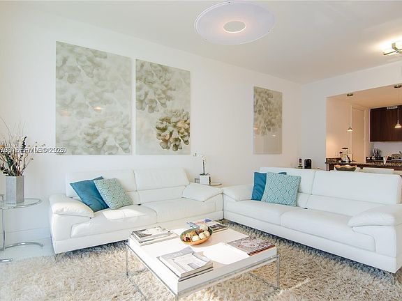 3rd image of 15811 Collins Ave APT 2602