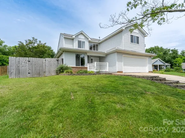 8540 Indian Summer Trl, Harrisburg, NC 28075