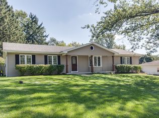 3820 Spring Grove Rd, Johnsburg, IL 60051