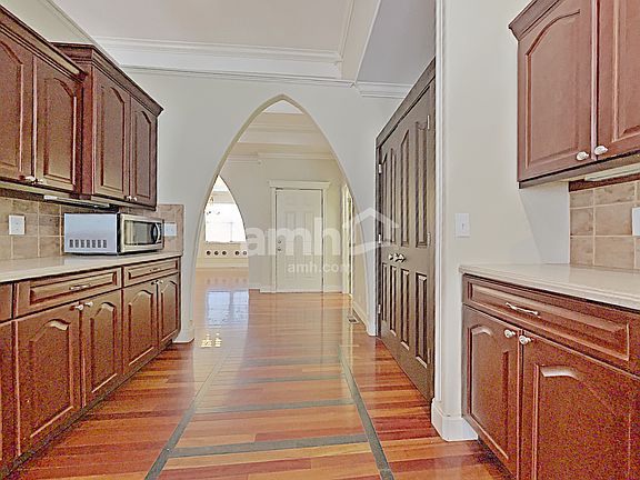 4th image of 6313 Stillglen Ln