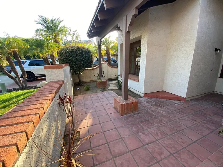 12592 Heatherfield Ln — Photo 8