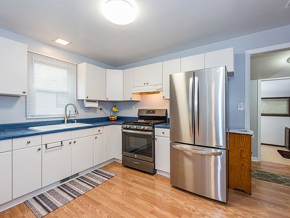 5th image of 43386 N Forest Dr