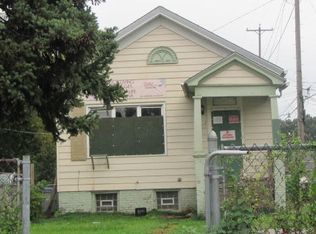 1316 S 11th St, Milwaukee, WI 53204