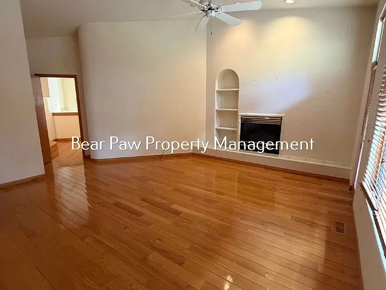1419 Tamarac Dr — Photo 13