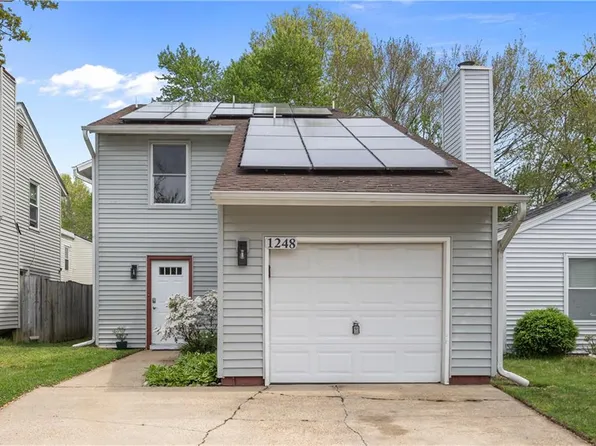 1248 Christian Ct, Virginia Beach, VA 23464