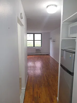 Rented by Krieger Real Estate LLC | media 10