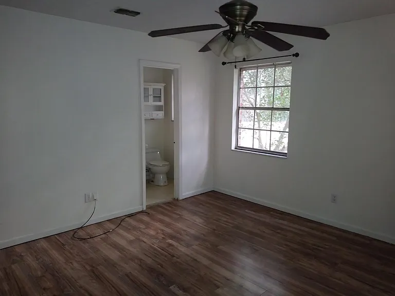 2613 Killarney Way — Photo 21