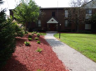 12L English Village Rd #101, Manchester, NH 03102