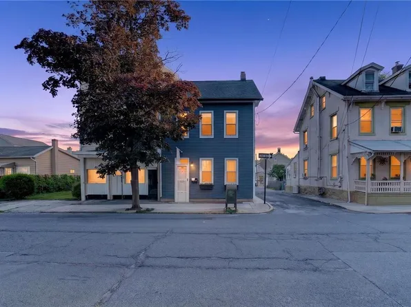 122 Front St, Catasauqua, PA 18032