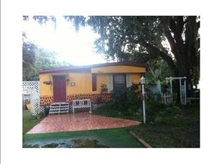 2817 Bay Ave, Kissimmee, FL 34744