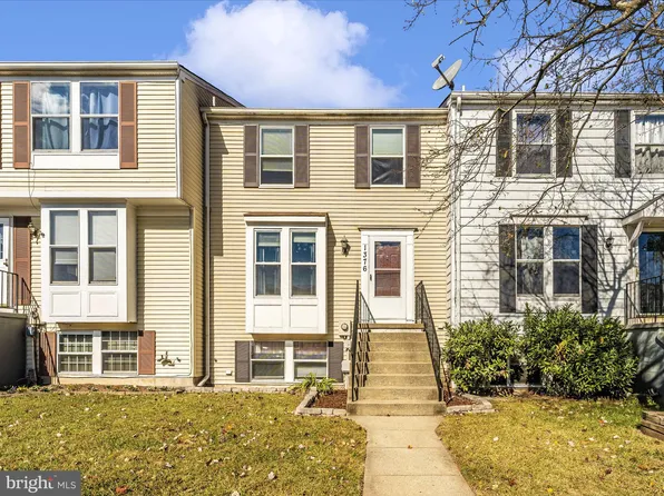 1376 David Ln, Frederick, MD 21703