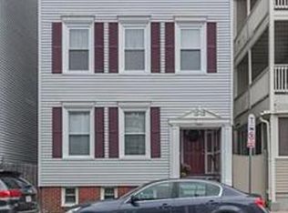 414 E 8th St #2, South Boston, MA 02127