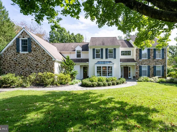 404 Chester Rd, Devon, PA 19333