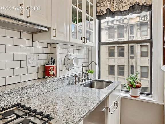 3rd image of 599 W End Ave APT 10B