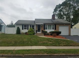 249 Hepburn Rd, Hamden, CT 06517