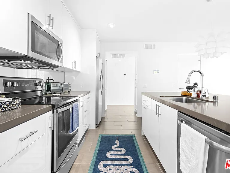45900 Quailbrush St — Photo 15