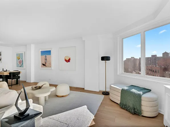 301 E 22nd St APT 11J, New York, NY 10010