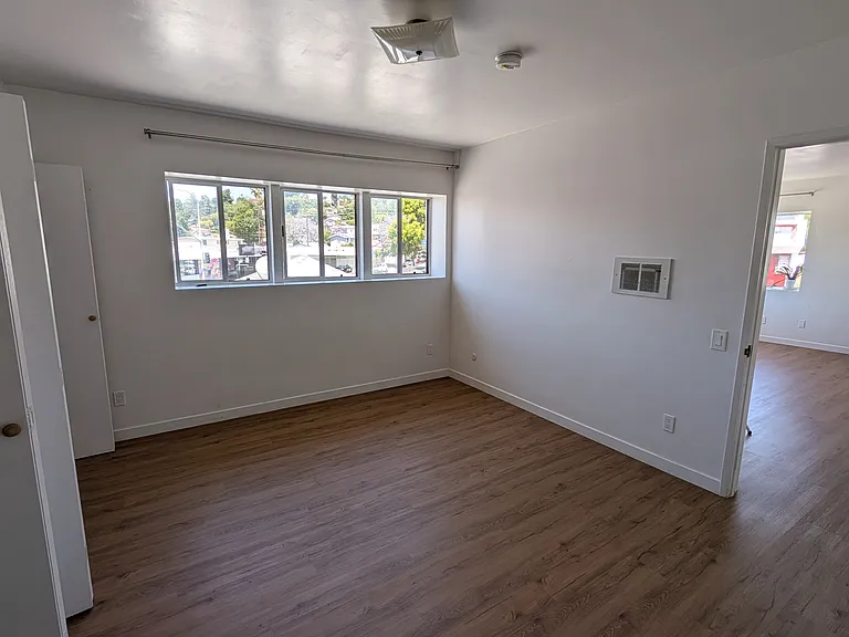 6006 York Blvd #4 — Photo 6