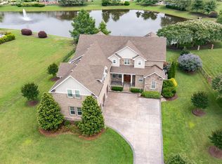 318 Scone Castle Loop, Chesapeake, VA 23322