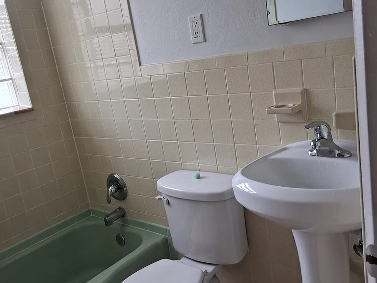 433 Marie Ave #1 & 2 — Photo 7