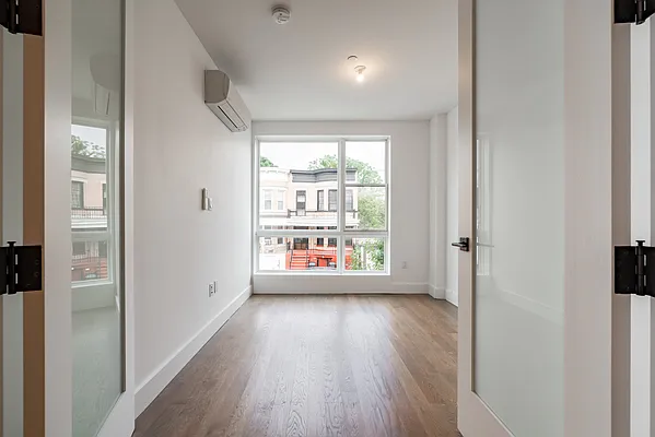 Rented by Twin Group | media 24