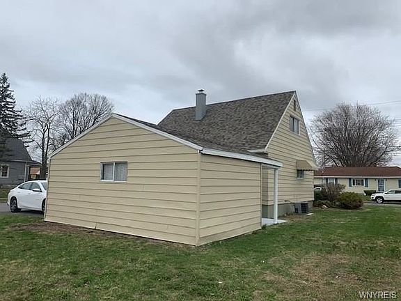 5th image of 2748 21st St