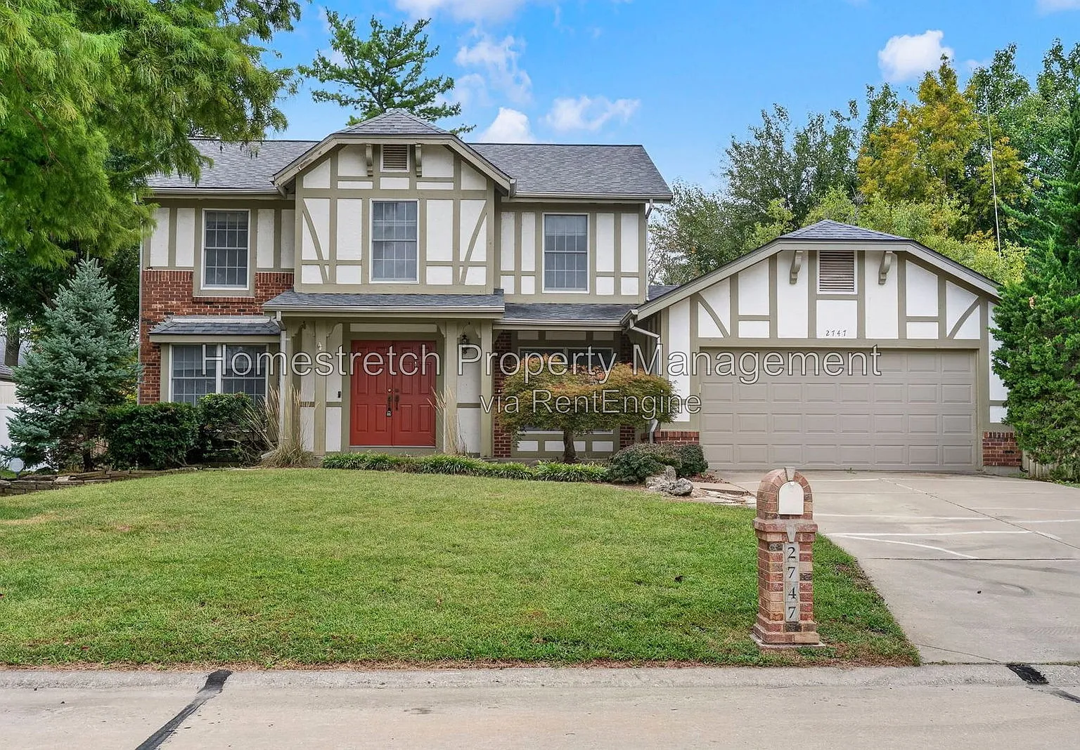 4 bed, 2.5 bath, 1962 sqft, $2,950 — Photo 1