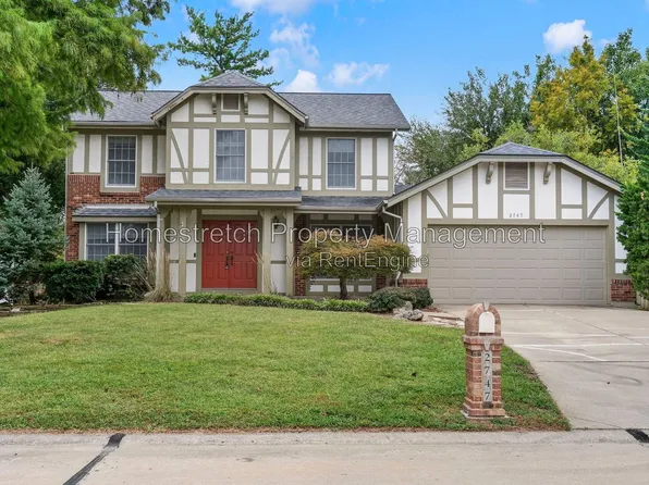 2747 Sherborn Ln, Saint Charles, MO 63301
