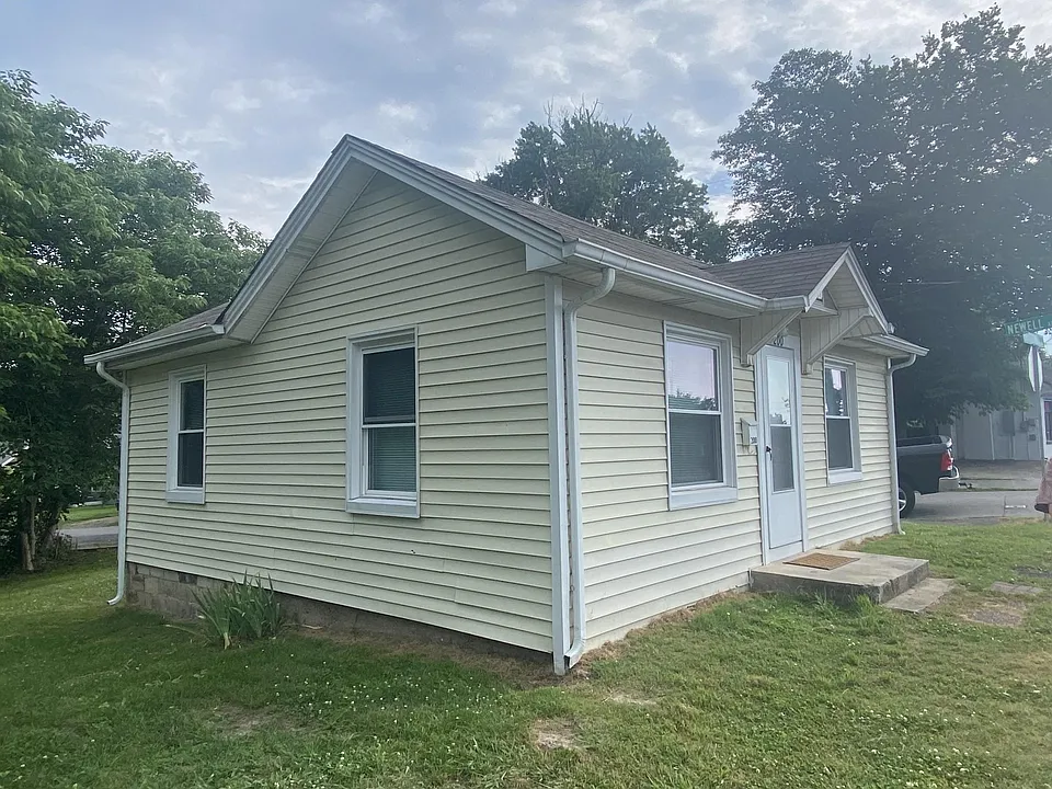 200 Bridgeway Ave