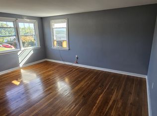 31 Geissler Dr, Shelton, CT 06484