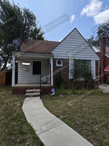 19335 Plainview Ave Photo 1