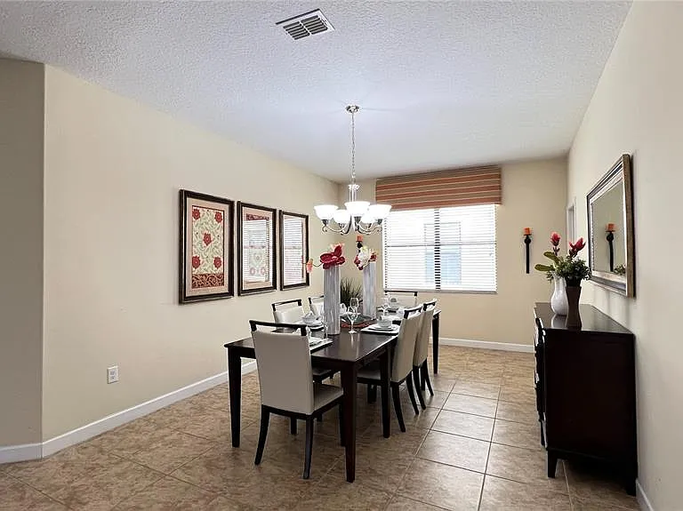 2353 Victoria Dr — Photo 19