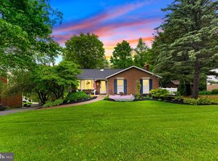 29 Farmington Dr, Jacobus, PA 17407