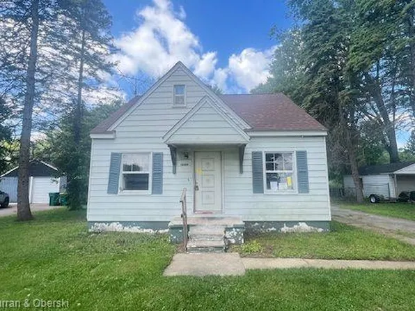 10604 Quirk Rd, Van Buren Township, MI 48111