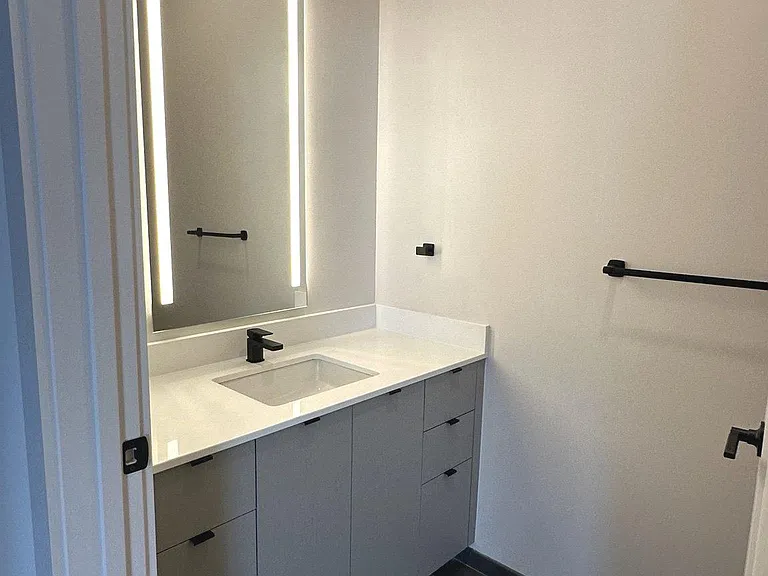 3030 Potomac Ave #Penthouse 1 — Photo 10