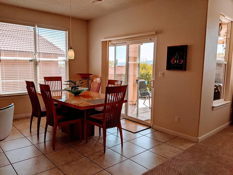 4129 N Pole Loop NE — Photo 9